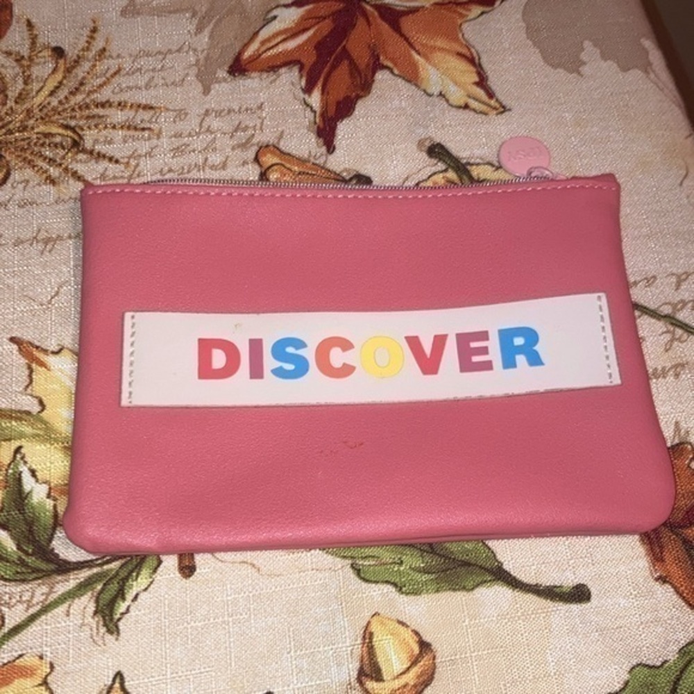 Buy 1 Get 3 Free! Ipsy Bag Discover
